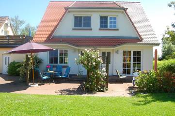 Ferienhaus für 3 Personen, mit Garten in Ahrenshoop