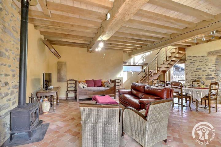 Gîte pour 6 personnes, avec vue et jardin, animaux acceptés à Montfort-sur-Meu - 3