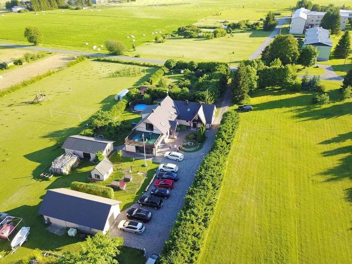 Ferienhaus für 14 Personen, mit Pool und Garten sowie Sauna in Estland