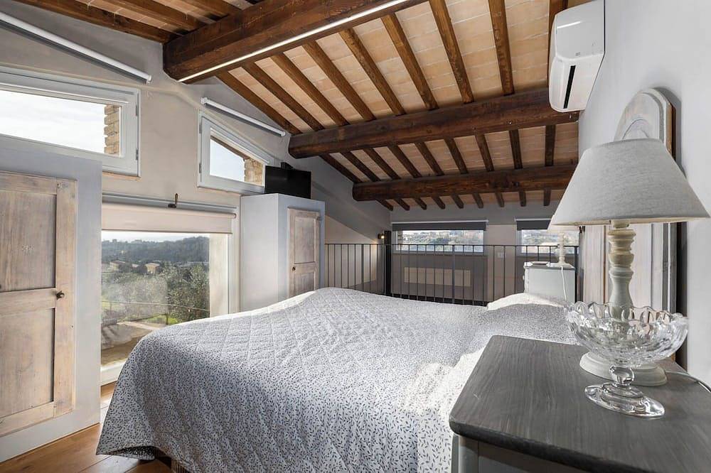 Loft with stunning views of Siena in Siena, Siena Provinz