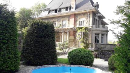 Hôtel pour 4 personnes, avec vue ainsi que jardin et terrasse, animaux acceptés à Montbéliard