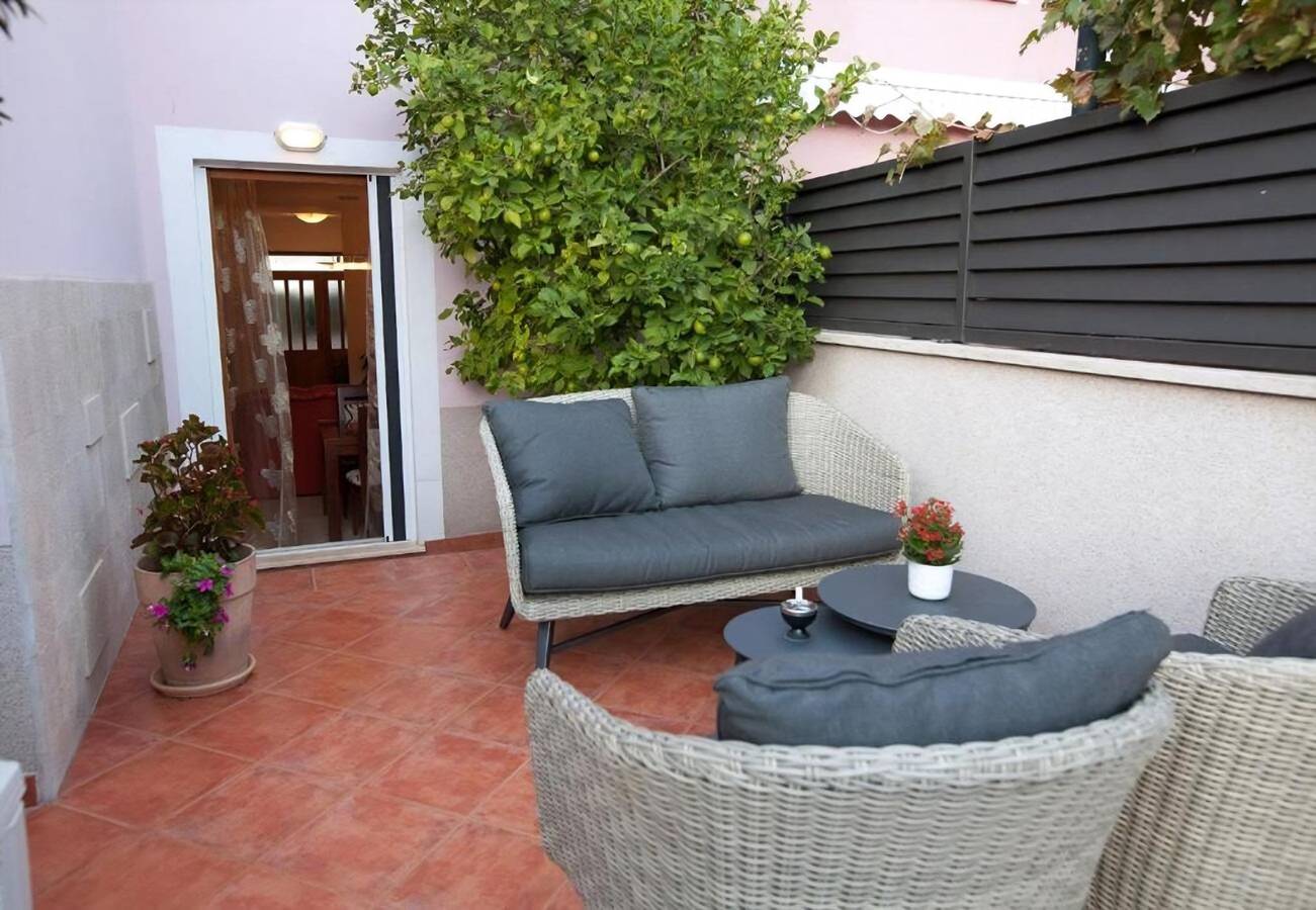 Apartamento entero, Apartments Sora in Preko, Isla de Ugljan