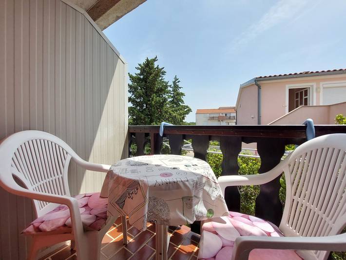 Ferienwohnung für 4 Personen, mit Balkon und Ausblick in Selce - 3