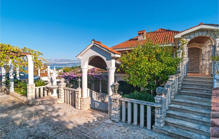 Ferienwohnung für 4 Personen, mit Terrasse und Ausblick, mit Haustier auf Brac - 3