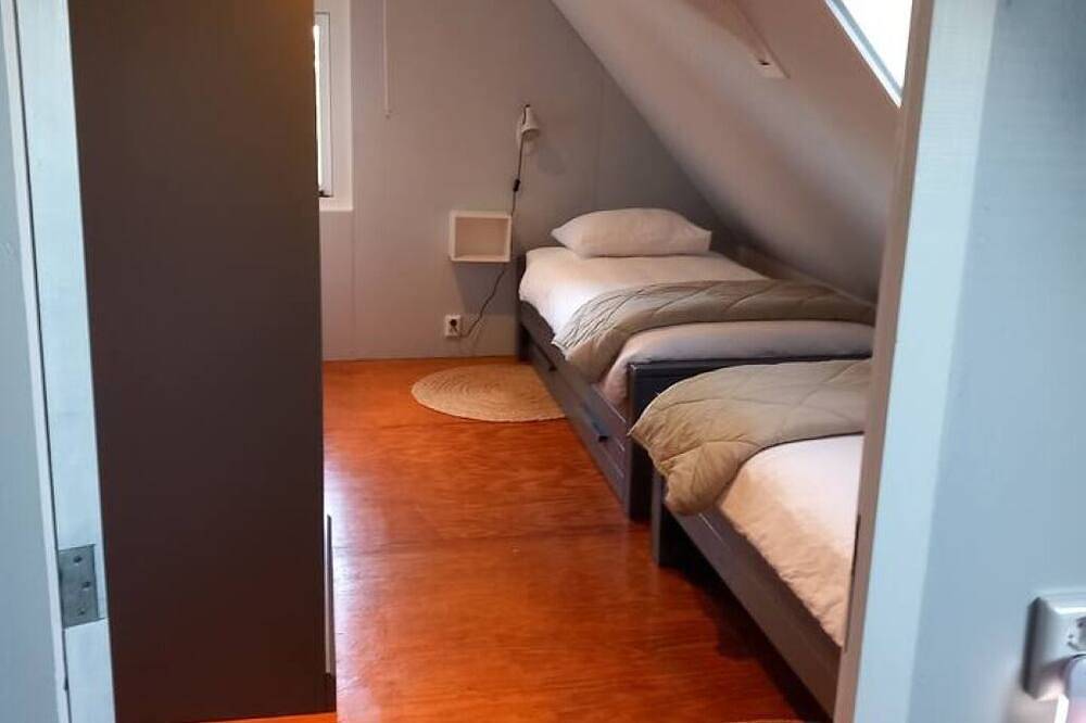 Luxe Familiehuis | Uitzicht op molen & meer, dichtbij strand & stad! in Hoorn, Markermeer