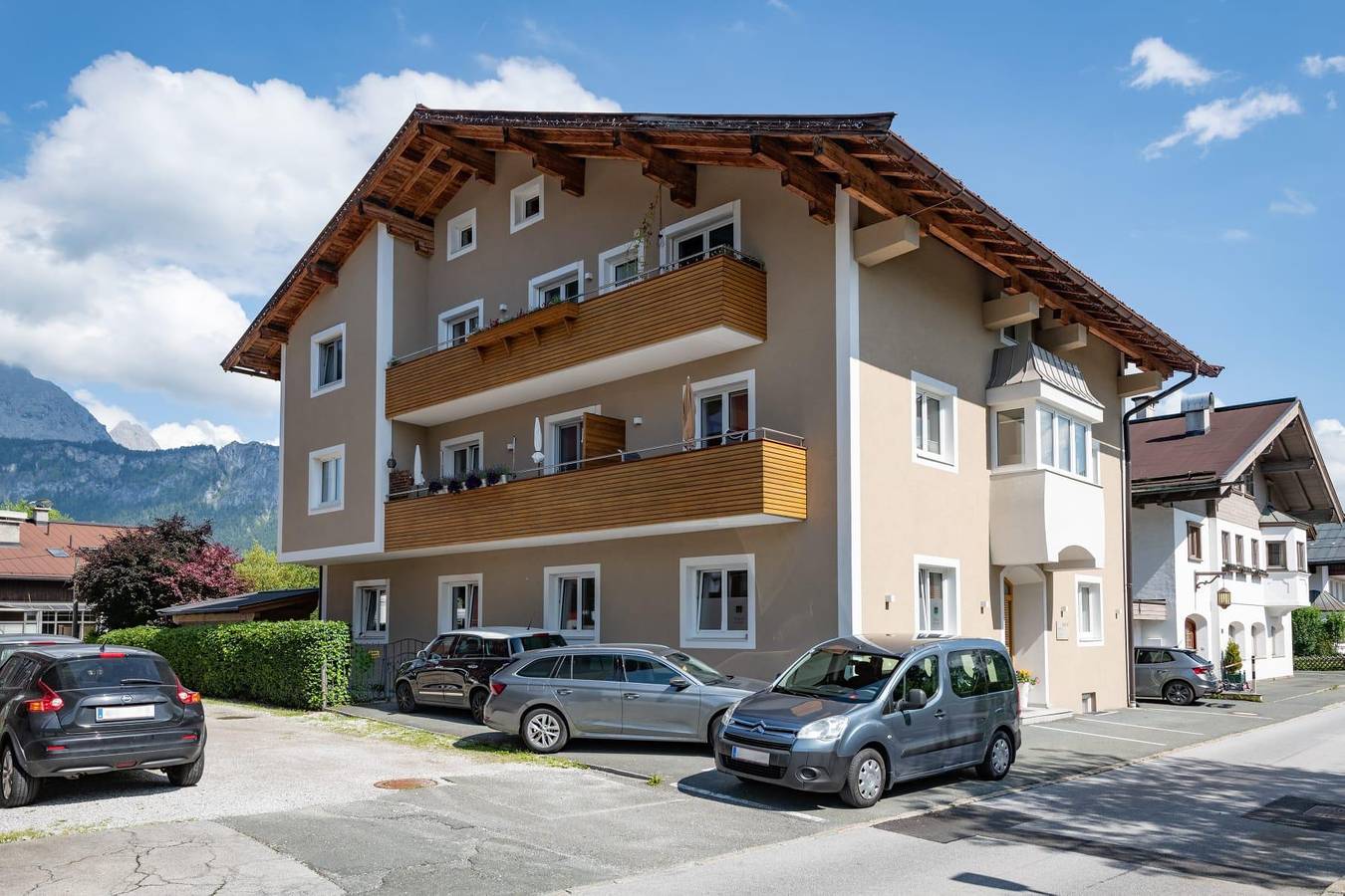 Ganze Ferienwohnung, Appartement/Fewo, Dusche, Wc, Balkon in Sankt Johann in Tirol, Kaisergebirge