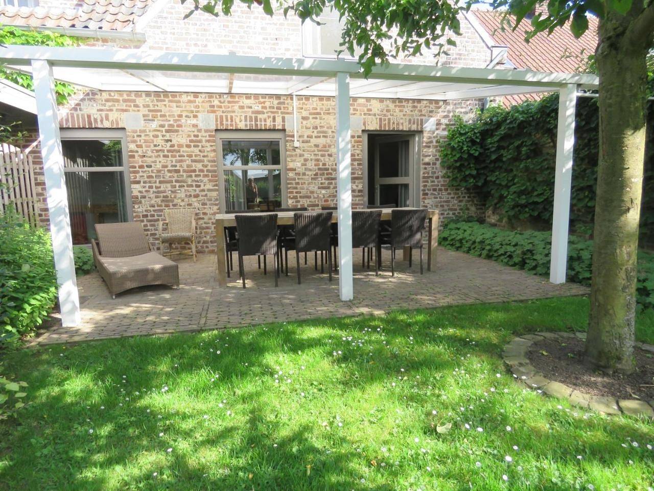 Three-Bedroom House in Leut, Maasmechelen