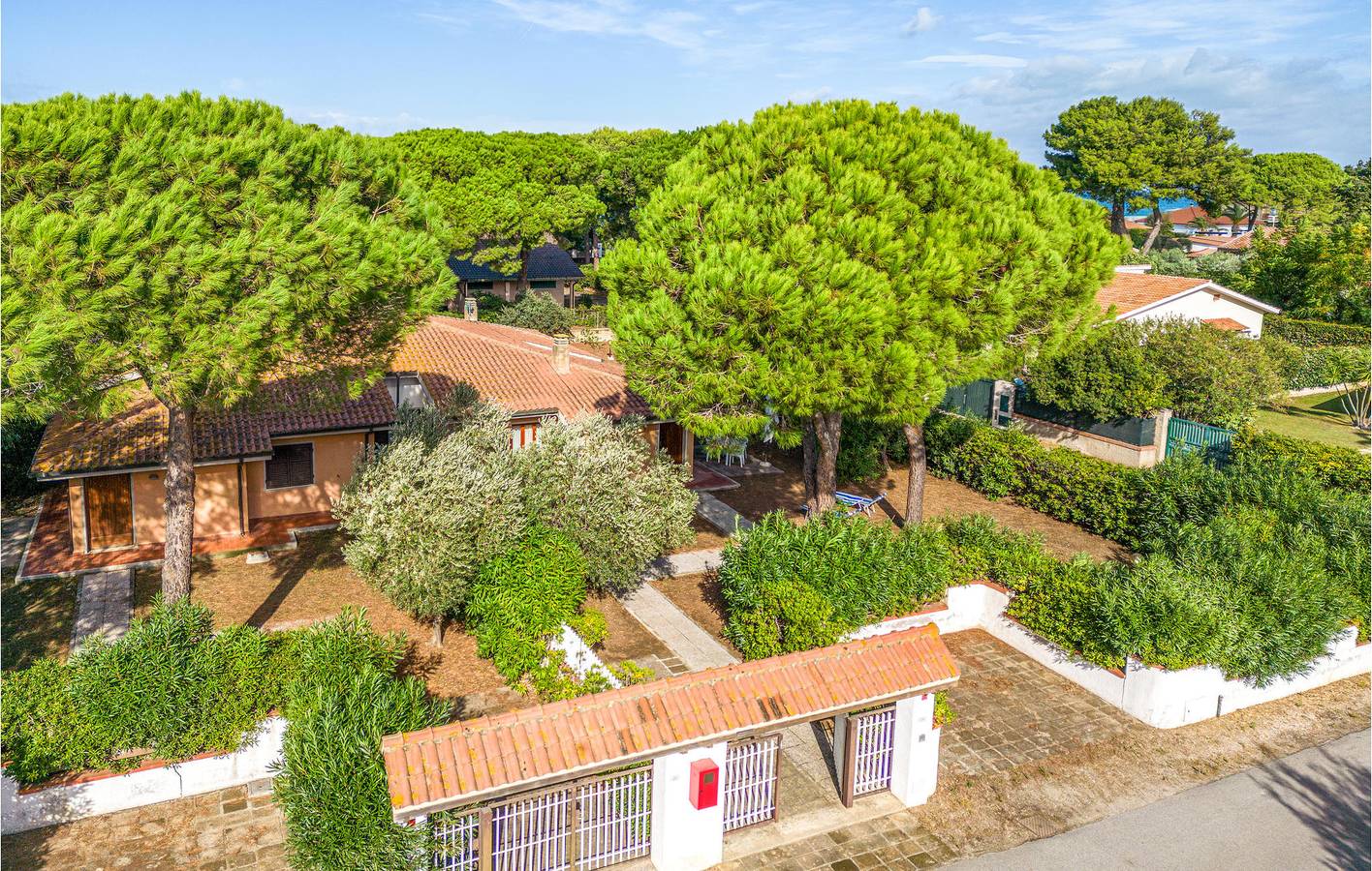 Appartement de vacances entier, Apt au rez-de-chaussée en bord de mer avec climatisation et parking in Giannella, Province de Grosseto