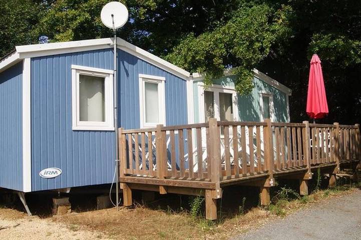 Mobil home pour 8 personnes à Saint-Sornin