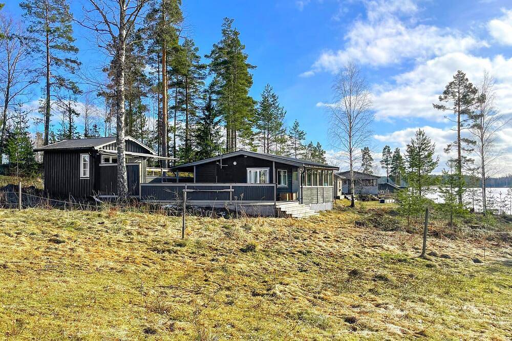 Schönes Haus in Kil mit Küche in Grums, Värmland