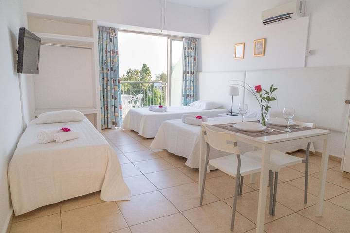 Gîte pour 3 personnes, avec jardin à Paphos (ville) - 4