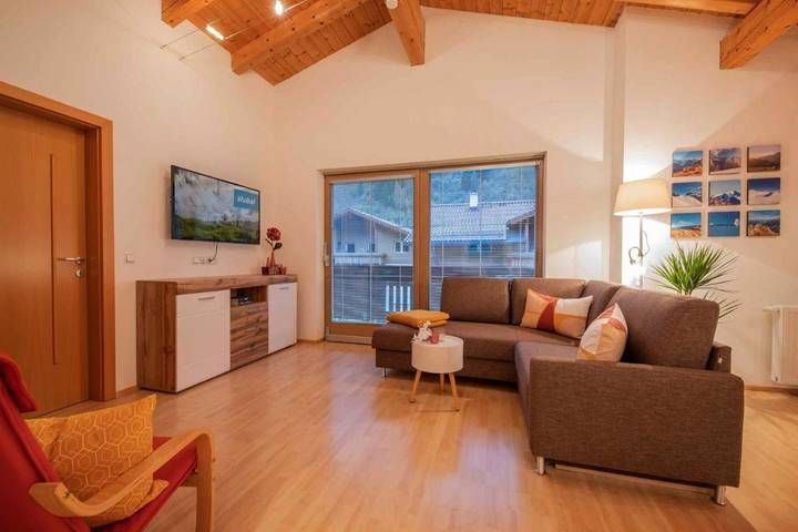 Ferienwohnung für 4 Personen, mit Balkon und Ausblick - 1