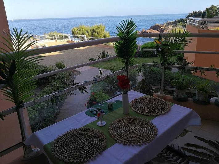 Appartement de vacances pour 4 personnes, avec piscine et balcon