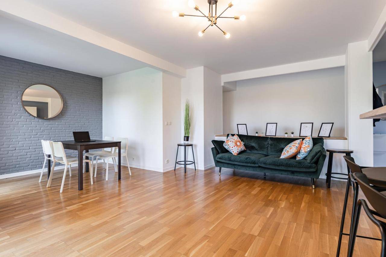 Appartement entier, Three-Bedroom Apartment in Nanterre, Hauts-de-Seine