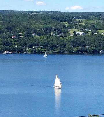 Vacation House for 4 Guests in Seneca Lake, Schuyler County, Picture 3