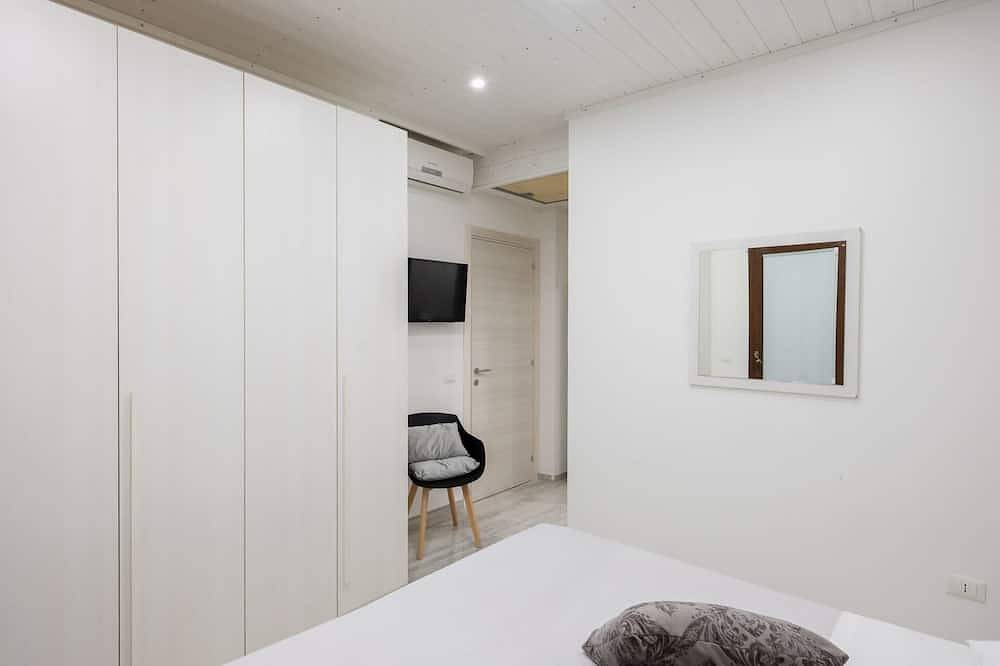 Ganze Wohnung, Levanzo Standard room with small private patio in Favignana Stadt, Favignana