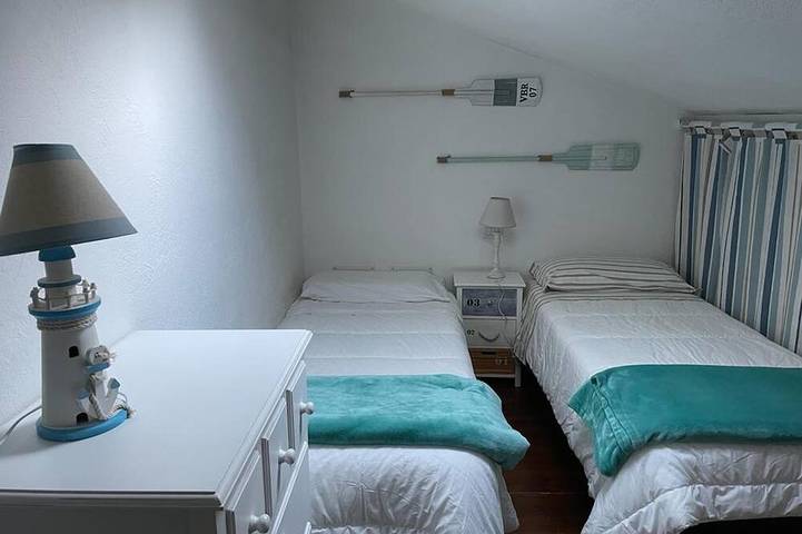 Ganze Wohnung, 100 Meter vom Meer entfernt Villa, umgeben von Grün in Santa Margherita di Pula, Pula und Umgebung
