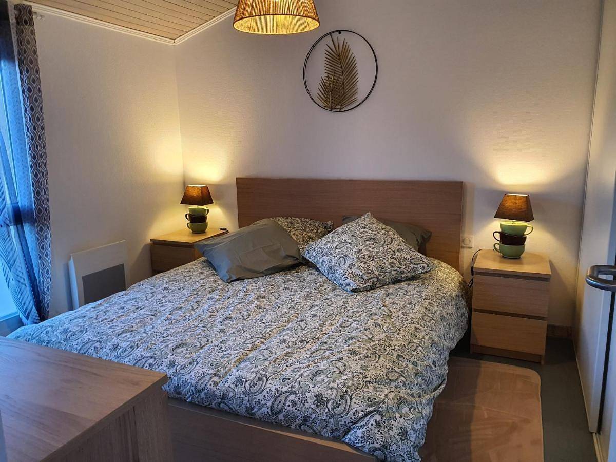 Appartement entier, Appartement cosy et climatisé pour 1 à 4 personnes 150m place Gambetta in Casteljaloux, Région de Nérac