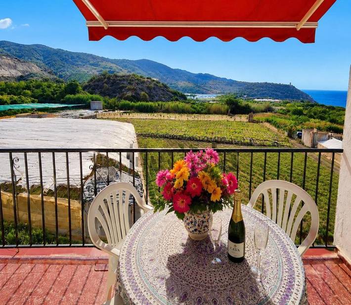 Apartamento de vacaciones para 6 personas, con vistas y balcón - 1