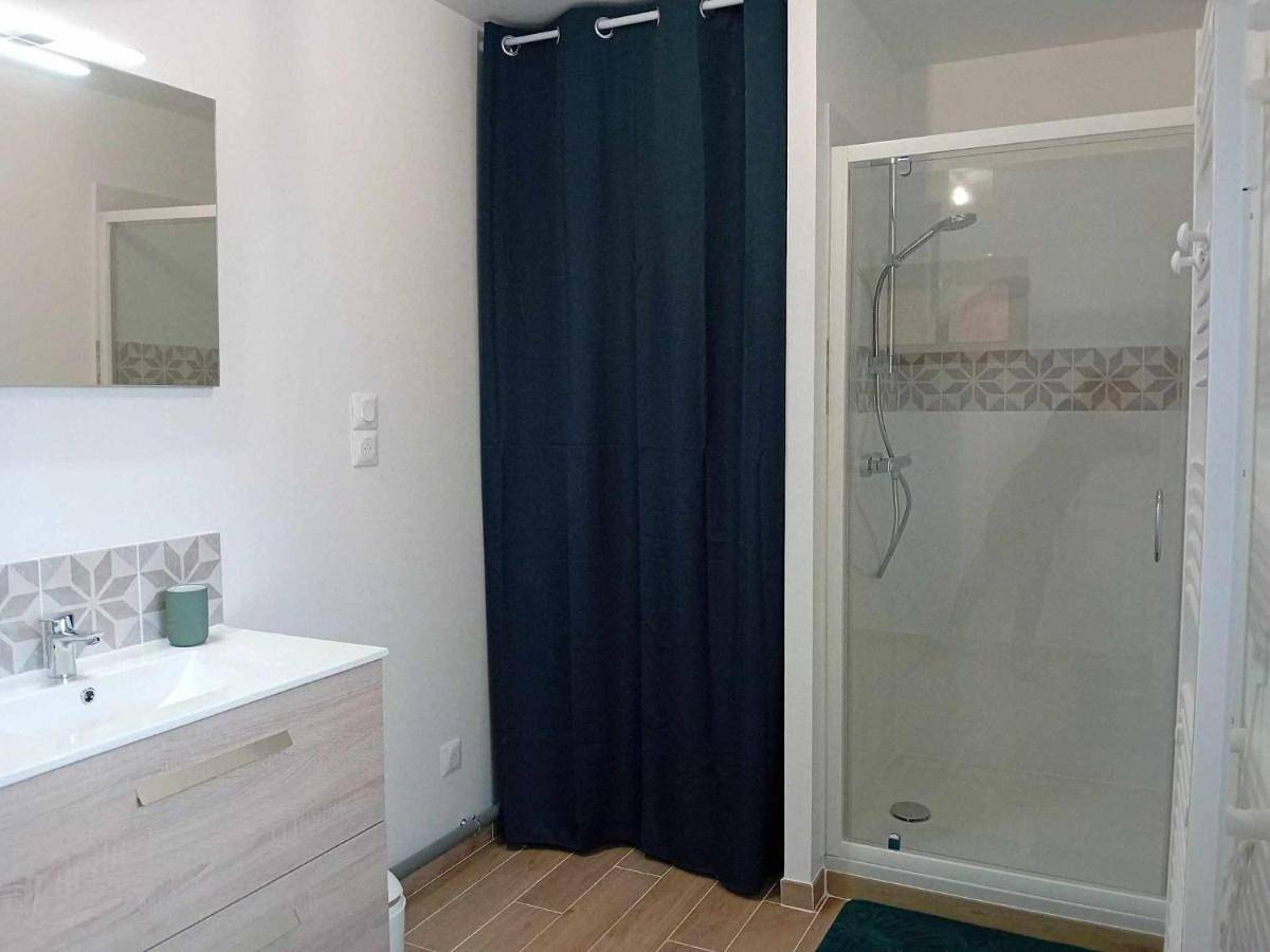 Two-Bedroom House in Graincourt, Derchigny