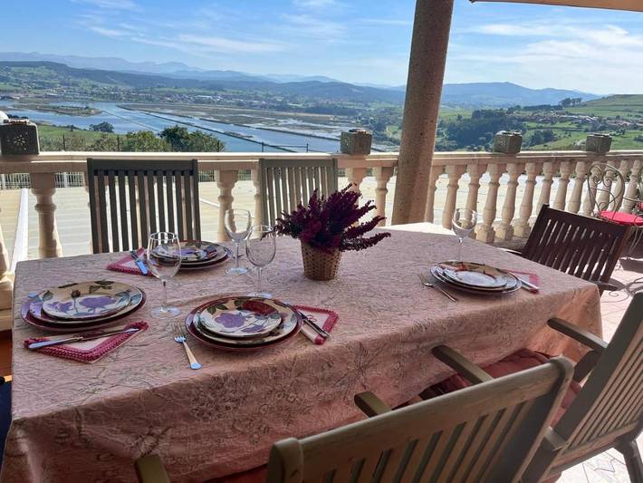 Casa rural para 12 personas, con piscina además de vistas y jardín en Suances - 4