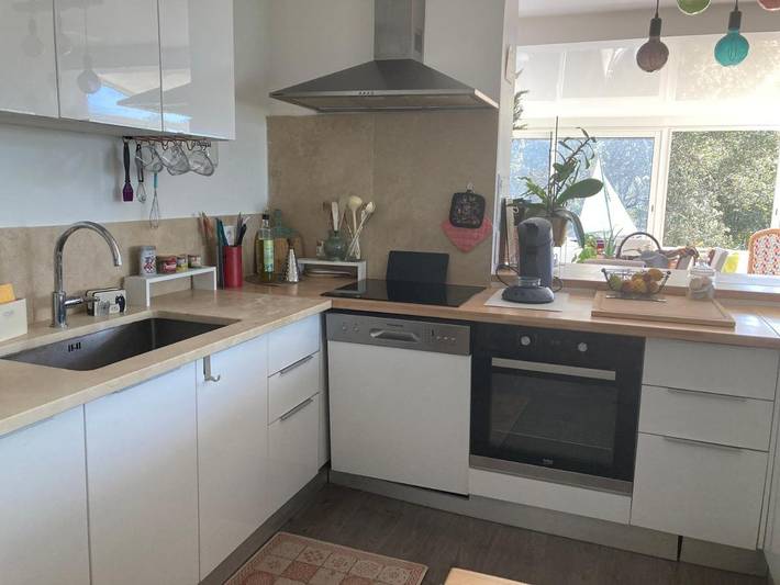 Location de vacances pour 4 personnes, avec vue et jardin à La Bastidonne - 4