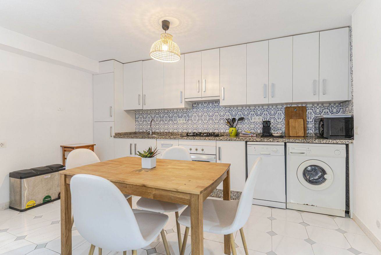 Apartamento entero, Casa Estrella del Mar, a 400 metros de la playa in Castell de Ferro, Gualchos