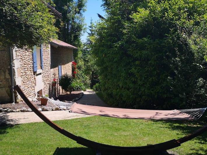 Location de vacances pour 13 personnes, avec piscine, animaux acceptés à Léguillac-de-l'Auche - 2