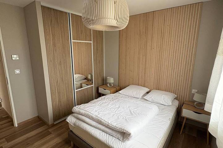 Location de vacances pour 6 personnes, avec terrasse et jardin à Hautefort - 2