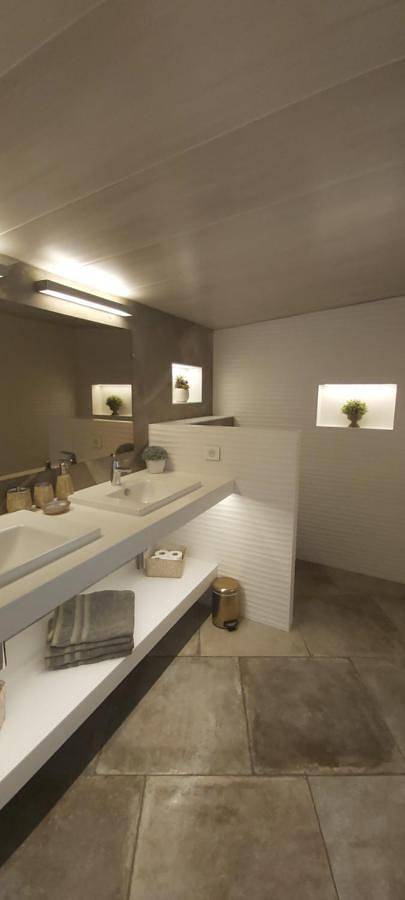 Chambre d’hôte pour 2 personnes, avec piscine ainsi que vue et jardin à Bormes-les-Mimosas - 4