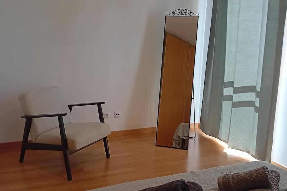 Ganze Wohnung, Spacious and welcoming modern apartment. in Olhão, Parque Natural da Ria Formosa