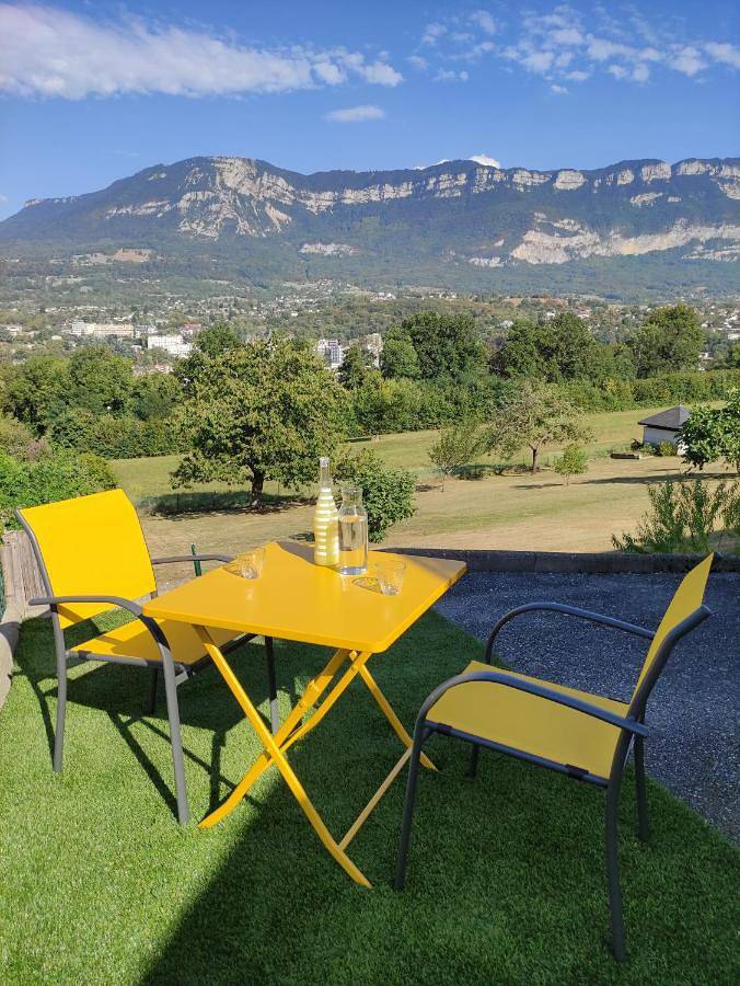 Appartement entier, Logement sur la colline in Tresserve, Région de Chambéry