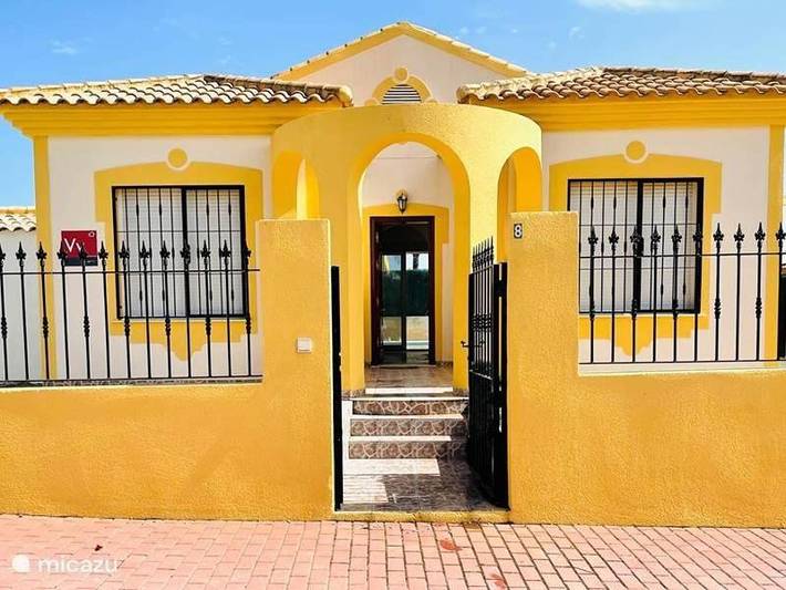 Casa rural para 4 personas, con Terraza además de Jardín y Piscina en Mazarrón