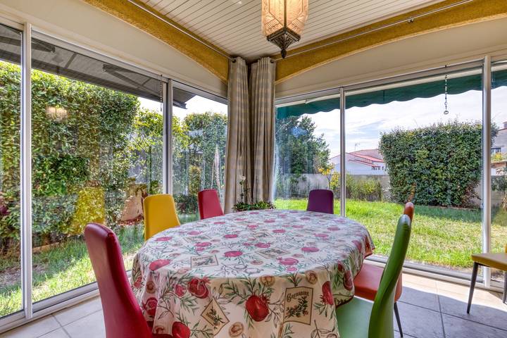 Chambre d'hotes 'Les 1000 Vignes' avec Wi-Fi et climatisation in Frontignan, Côte méditerranéenne (France)