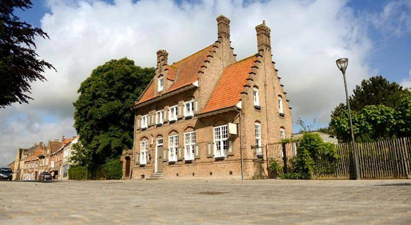 Chambre d’hôte pour 2 personnes, avec Terrasse ainsi que Jardin et Vue à Lo-Reninge