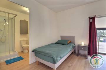 Gîte pour 15 Personnes dans La Bouëxière, Ille-et-Vilaine, Photo 4