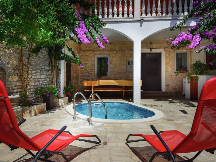 Ferienwohnung für 5 Personen, mit Balkon und Pool, kinderfreundlich in Pula-Medulin - 3