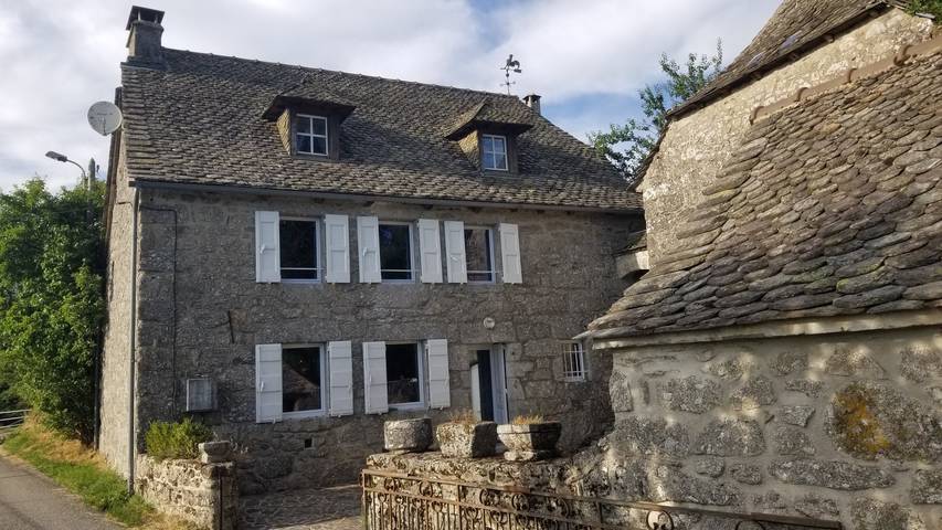 Gîte pour 4 personnes, avec jardin et terrasse, animaux acceptés dans Parc naturel régional de l'Aubrac - 3