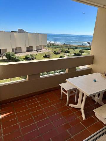 Gîte pour 5 personnes, avec vue et jardin dans Port Saint Ange