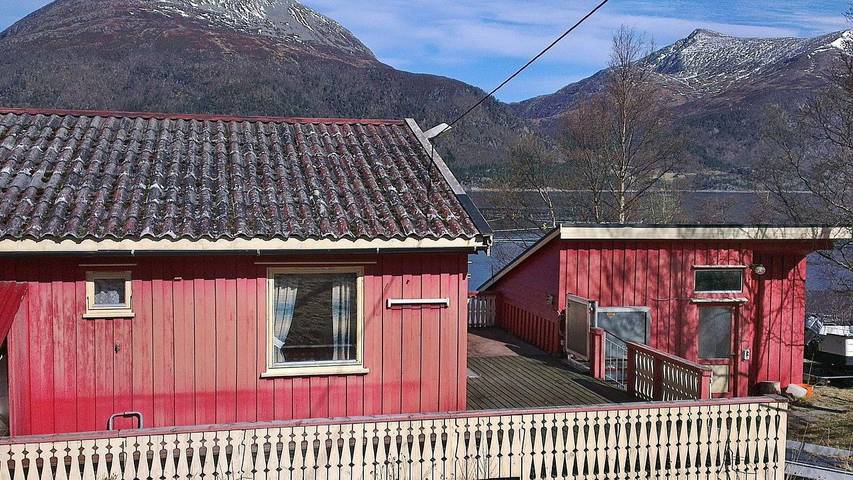 Ferienhaus für 7 Personen, mit Terrasse, mit Haustier in Halsa