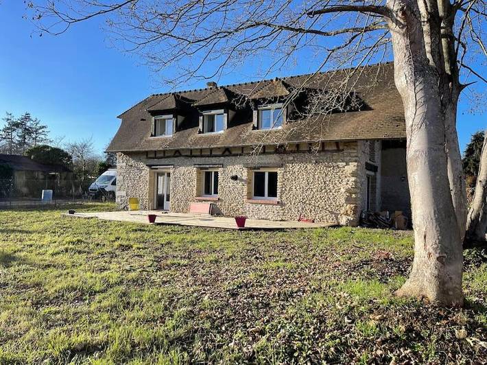Gîte pour 6 personnes, avec jardin à Hardencourt-Cocherel
