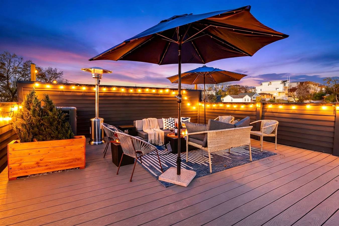 Nash Chic Near Dt Rooftop Luxe Comfort in Nashville, Tennessee