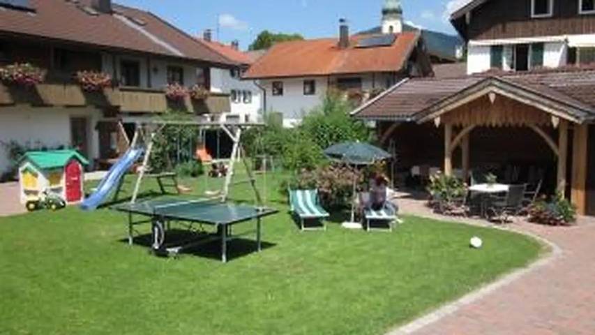 Ferienwohnung für 3 Personen, mit Balkon und Terrasse sowie Garten in Lenggries - 4