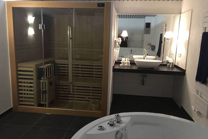 Ganze Wohnung, Apartment mit Burgblick im Grünen, Familie Held in Burgthann, Frankenalb