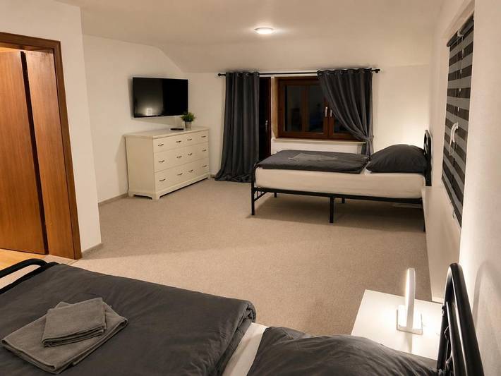 Ferienwohnung für 8 Personen, mit Balkon und Terrasse sowie Garten und Ausblick in Dahlenburg