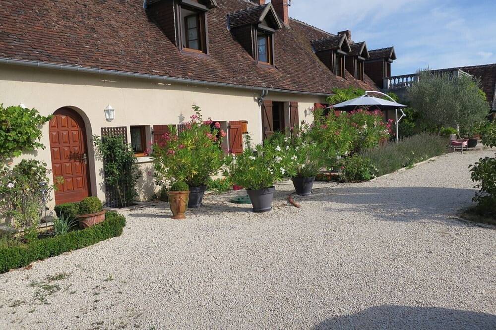 Das Rosa Zimmer ***** in Azay-le-Ferron, Le Blanc und Umgebung
