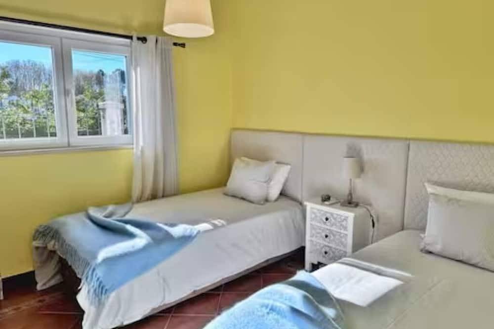 Quinta do Jardim - House with sunny garden 5 minutes from the center of Águeda. in Águeda e Borralha, Aveiro Distrikt