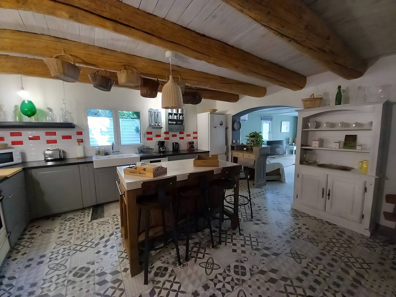Mon Cabanon - Roquemaure in Roquemaure, Nimes region