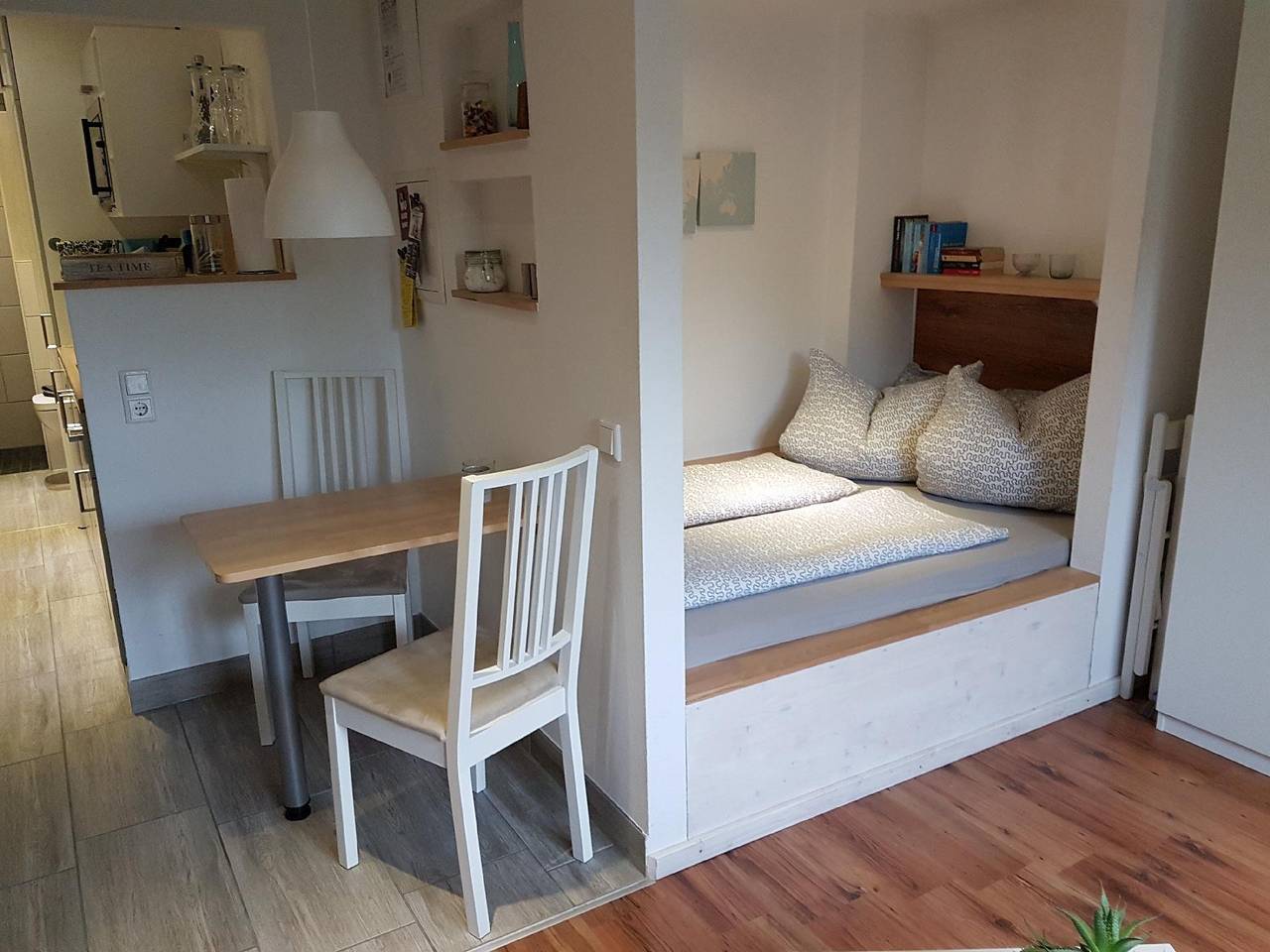 Ganze Ferienwohnung, Studio für 2 Personen  + 2 Kinder ca. 25 m² in Fritzlar, Hessisches Bergland in Fritzlar, Schwalm-Eder-Kreis