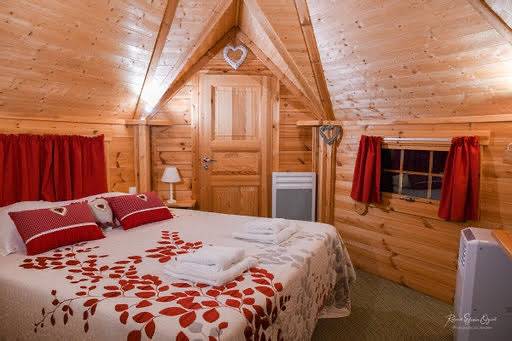 Chambre d’hôte pour 2 personnes, avec piscine ainsi que jardin et jacuzzi en Vendée - 3